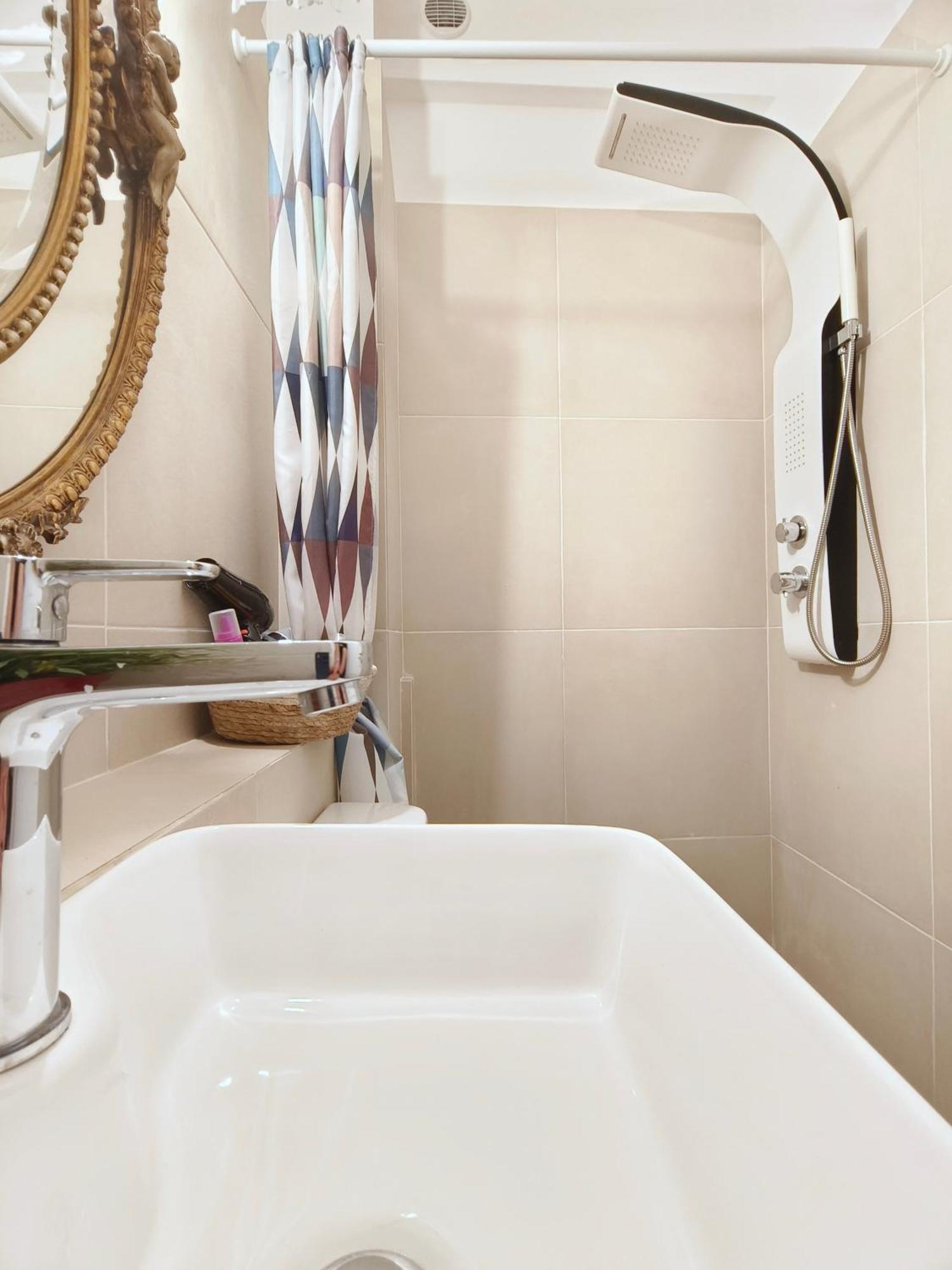 Athens Vibe In Historic Center Apartment Екстериор снимка