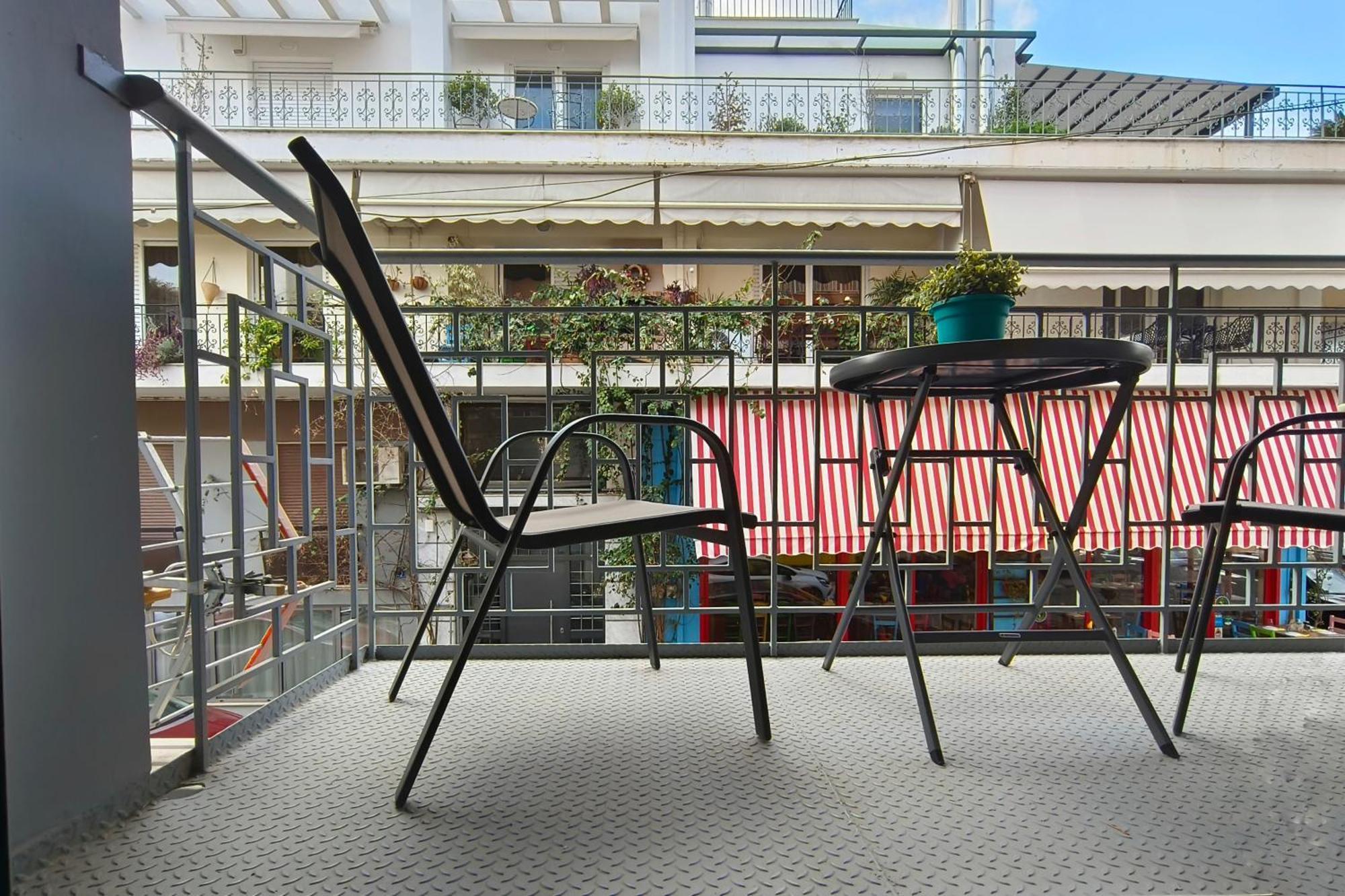 Athens Vibe In Historic Center Apartment Екстериор снимка