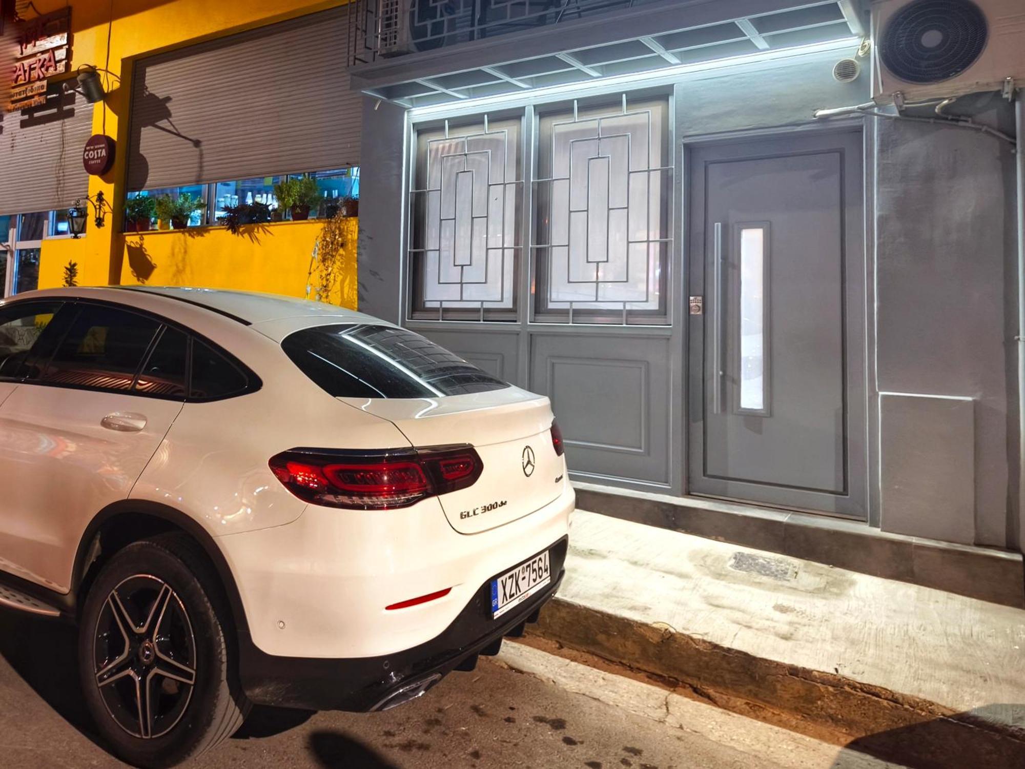 Athens Vibe In Historic Center Apartment Екстериор снимка